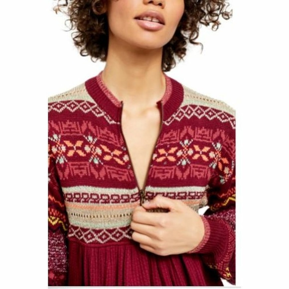NEW Free People Cabin Fever Sweater Pomegranate Wine Size Large - Picture 3 of 8